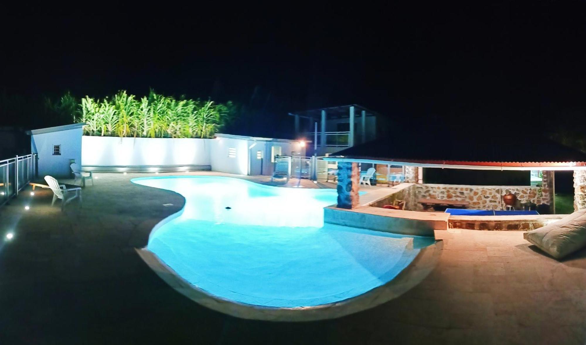 Maison Les Cocotiers De Plaiz'Anse Petite Île 外观 照片